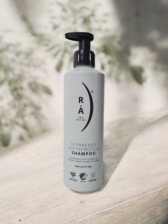 Define stiprinošs matu šampūns